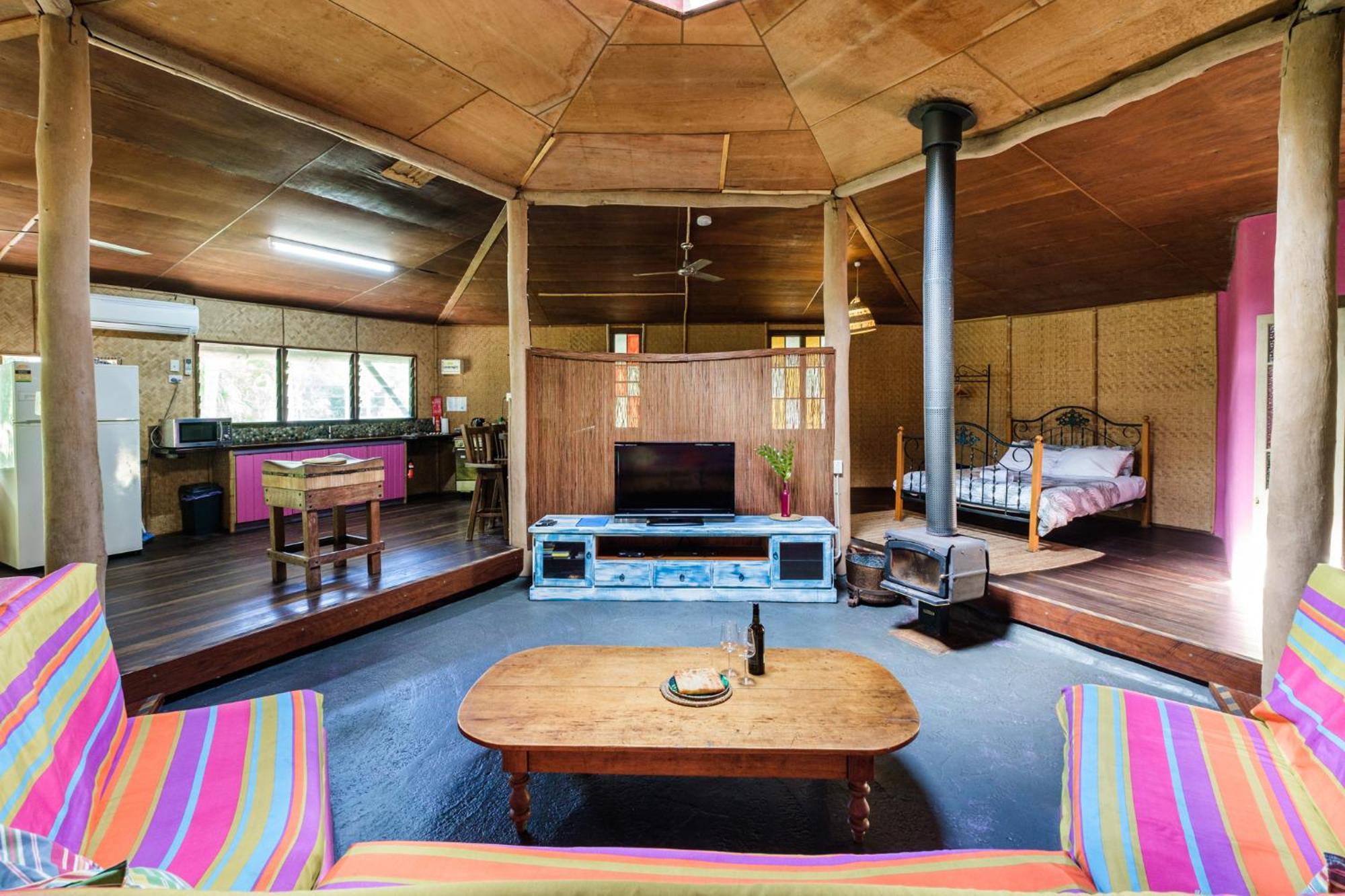 Getaways At Byfield Villa Exterior photo